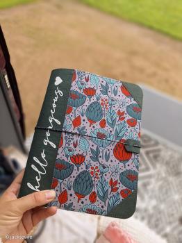 Preview: Canvas Garden Stories by Emjo Design Blumen auf Grau von Swafing